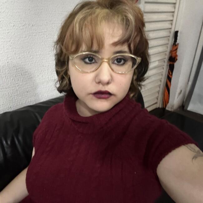 Babysitter in Londrina: Giovanna