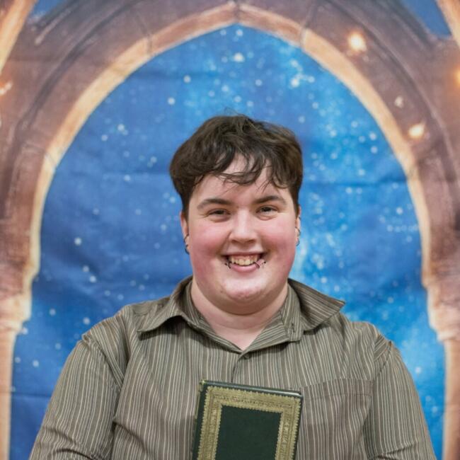 Babysitter in Nelson: Peter