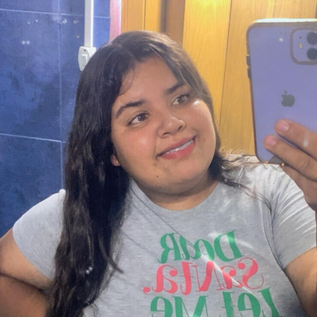 Babysitter in Colonia Nicolich: Deborah