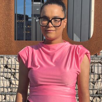 Babysitter in Nandy: Rita