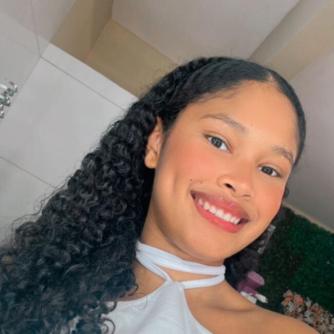 Babysitter in Fortaleza: Samara