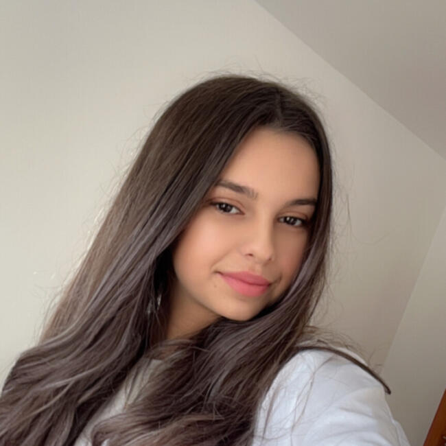 Babysitter in Onesti (Județul Bacău): Badiu Stefania