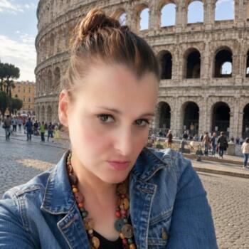 Babysitter Ferrara: Emanuela