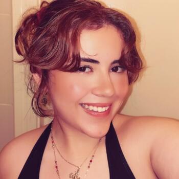 Babysitter in Westport: Isadora