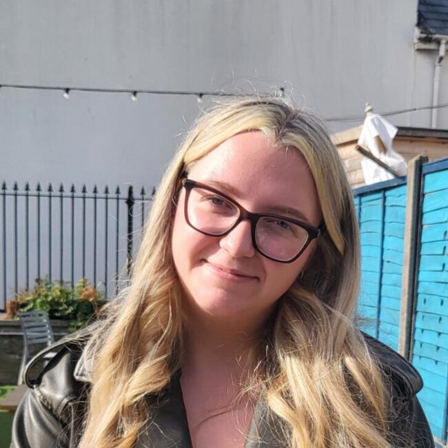 Babysitter in Lancaster: Paige