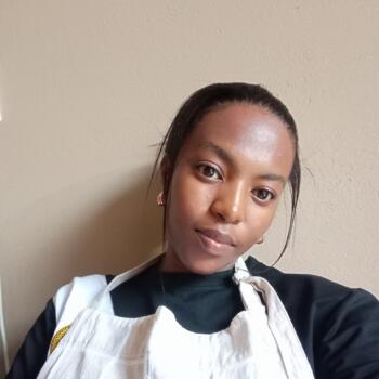 Babysitter Klerksdorp: Londiwe Mathebula 