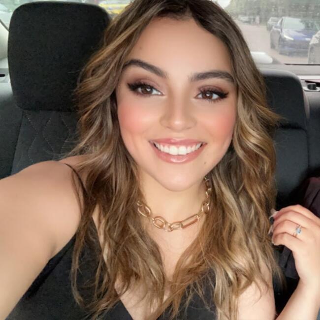 Babysitter in Montreal: Fatma Tinhinane