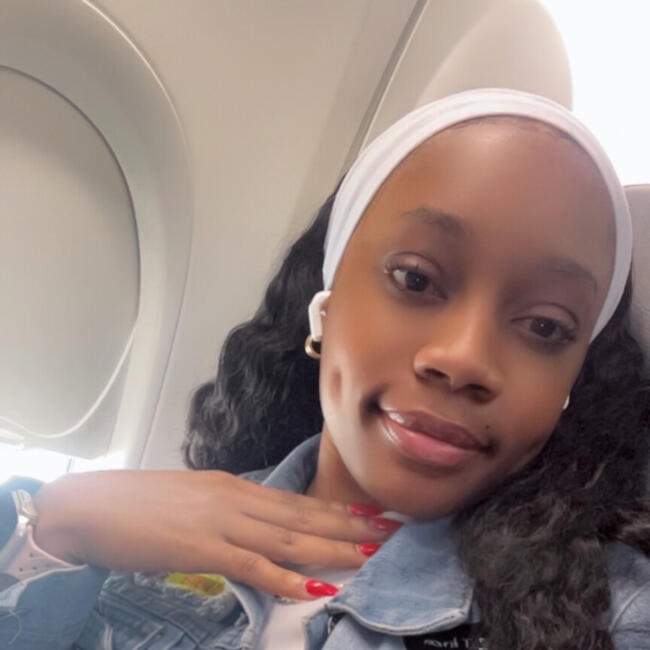 Babysitter in Coconut Creek: Abby Gale