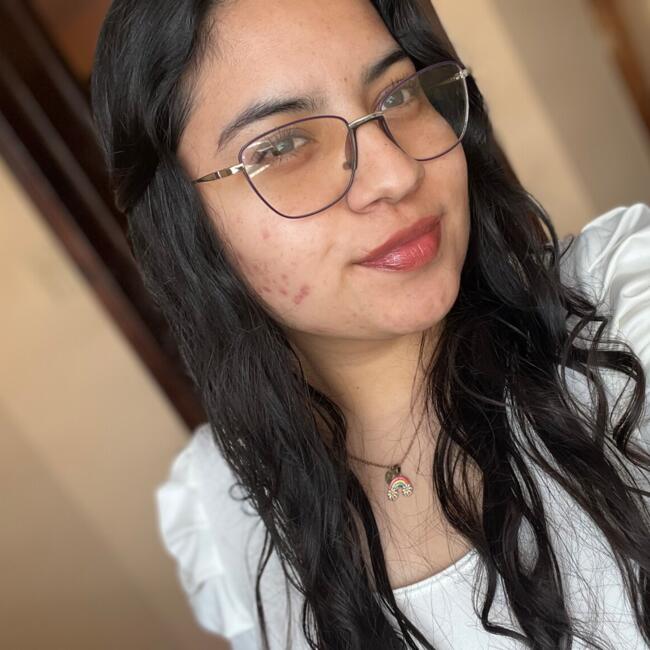 Niñera en Quito: Vicky