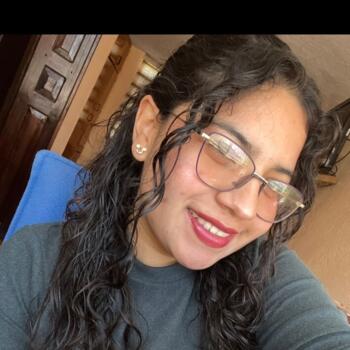 Babysitter in Quito: Vicky