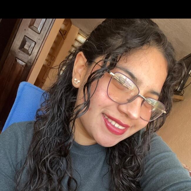 Babysitter in Quito: Vicky