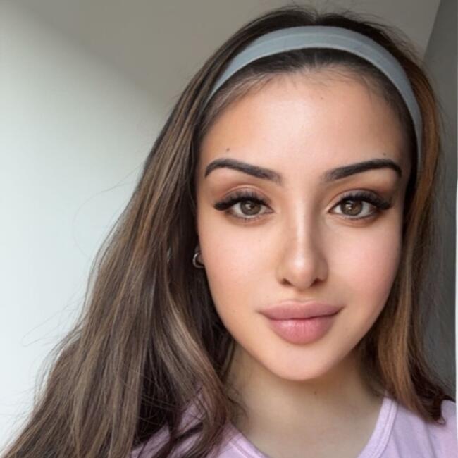 Babysitter in Calgary: Maryam