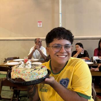 Babysitter in Cabo Frio: Francielly