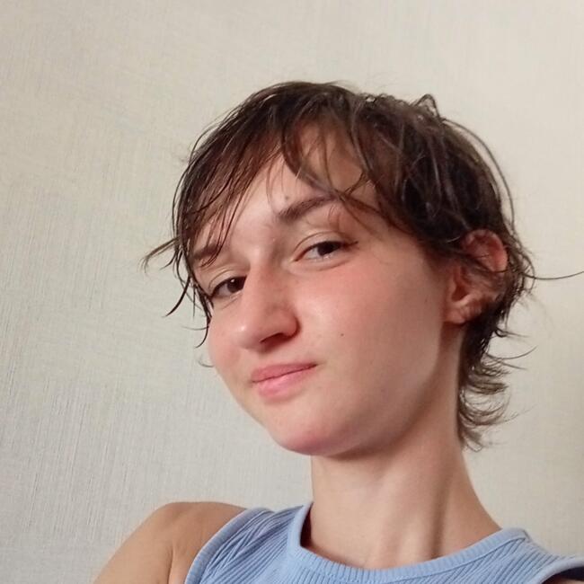 Babysitter in Bruz: Alice
