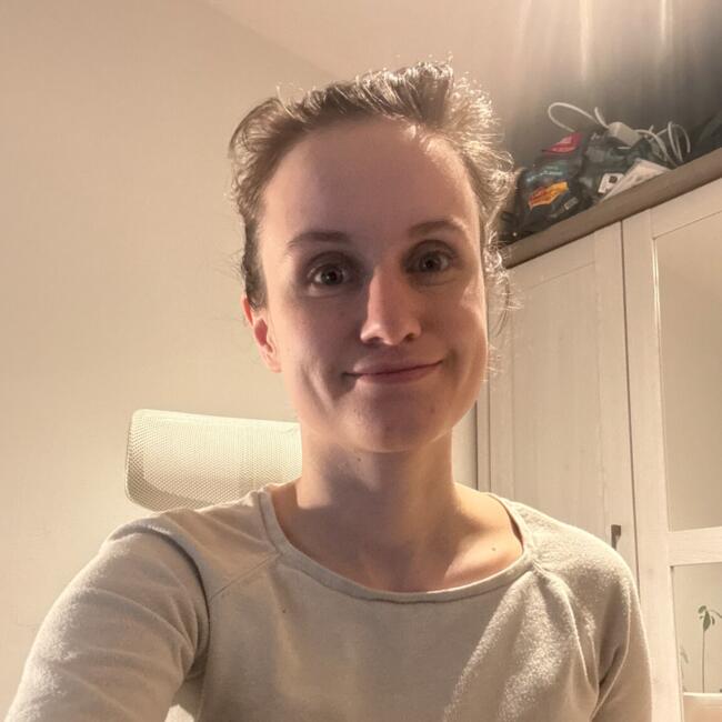 Babysitter in Wiesmoor: Annika
