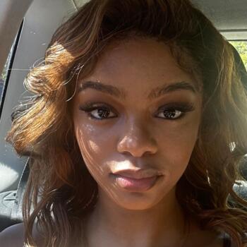 Babysitter in Cape Town: Lella