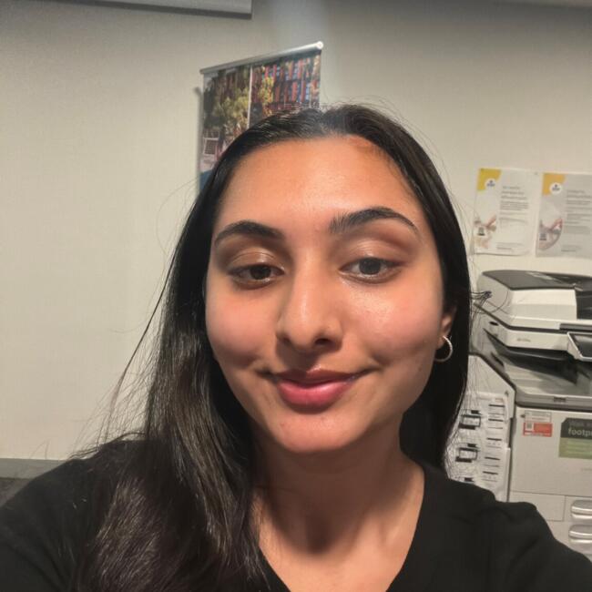 Babysitter in Melbourne: Niyamat