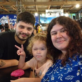 Babysitting job in Canoas: babysitting job Lavinia