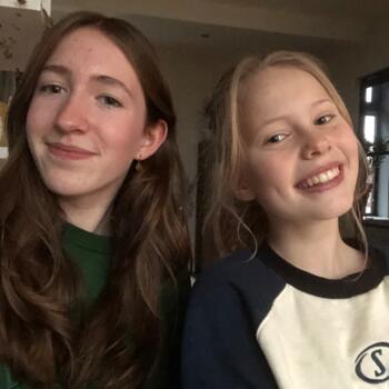 Oppas in De Meern: Maartje en Sophie
