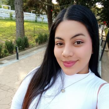 Babysitter in Caracas: María José