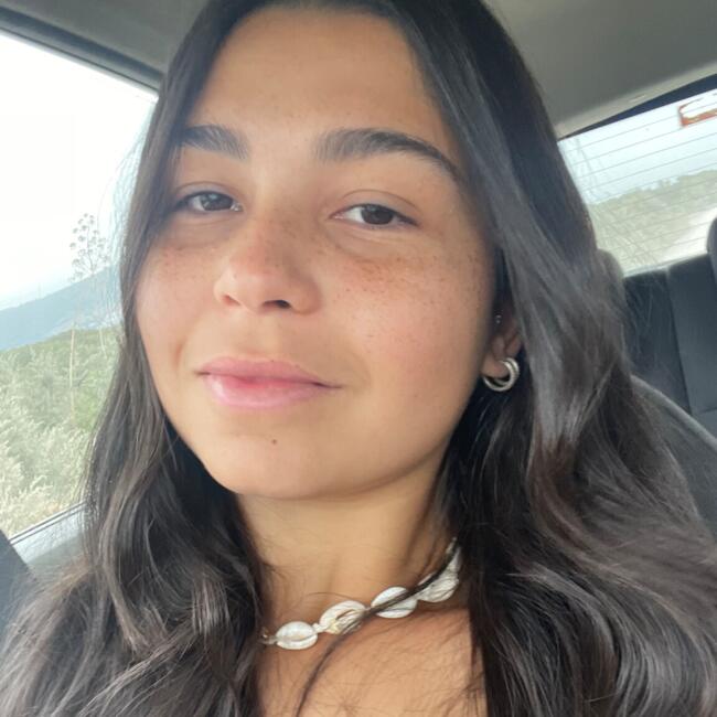 Babysitter em Cascais: Sarah