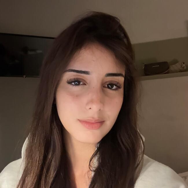 Babysitter in Rome: Rayhane