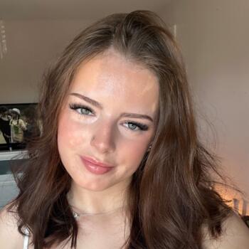 Babysitter Pevensey: Olivia