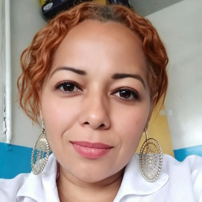 Babysitter in Barrancabermeja: Yecenia