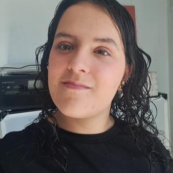 Babysitter em Lisboa: Telma