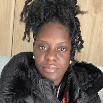 Babysitting job in Coimbra: babysitting job Elisiana Mbachi