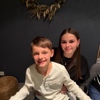 Baby-sitter Meroux: Anais