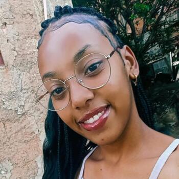 Babá em Sabará: Arianny