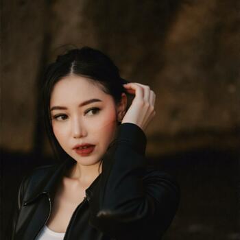 Babysitting job in Jakarta: babysitting job Sheila