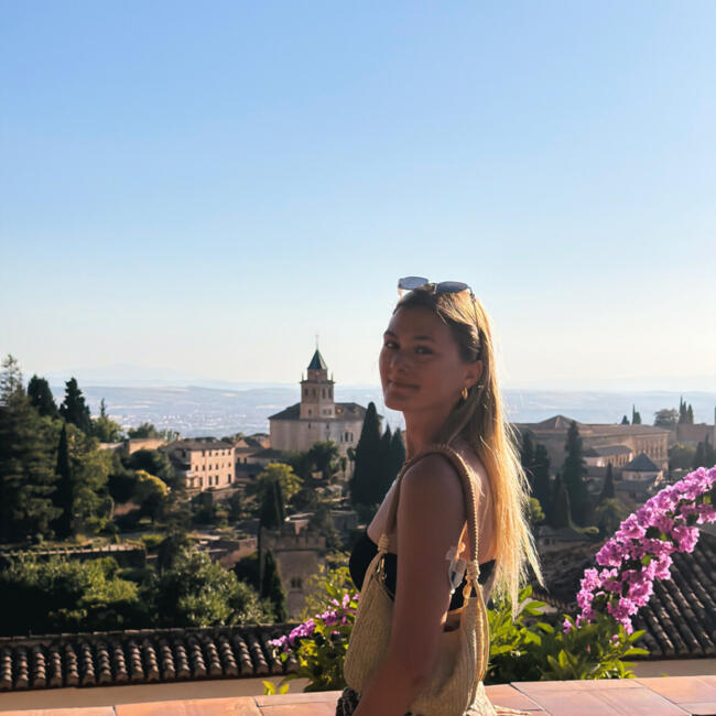 Babysitter in Barcelona: Alexandra