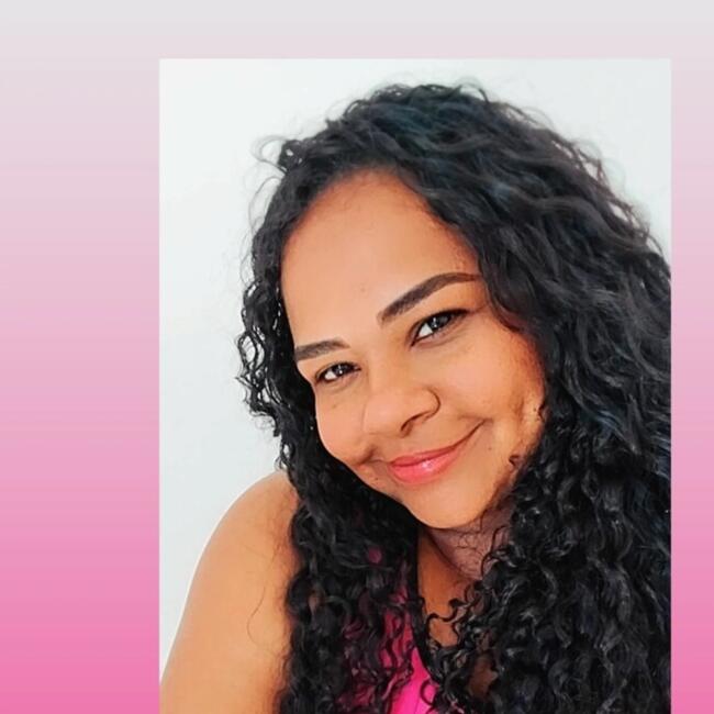 Babysitter in Valparaíso de Goiás: Maria Ana Lúcia Da Conceição Mendes
