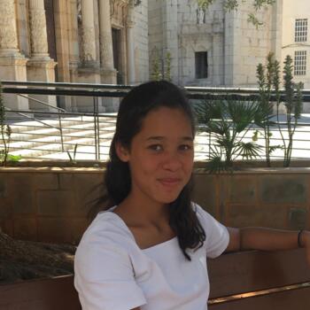 Babysitter in La Madeleine: Odile