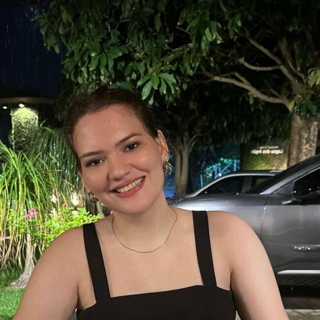 Babysitter in Natal: Graziela