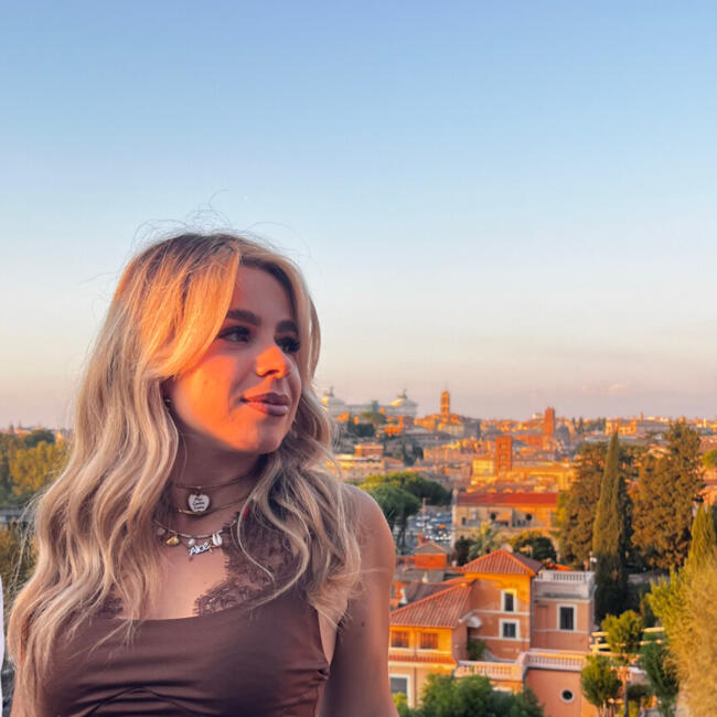 Babysitter in Perugia: Alice