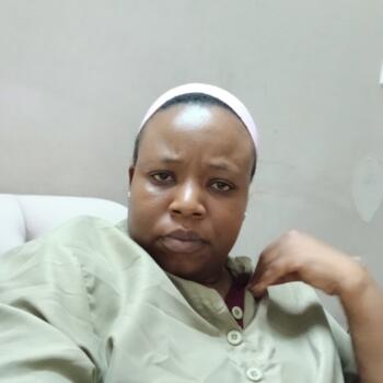 Nanny in Riyadh: Elina