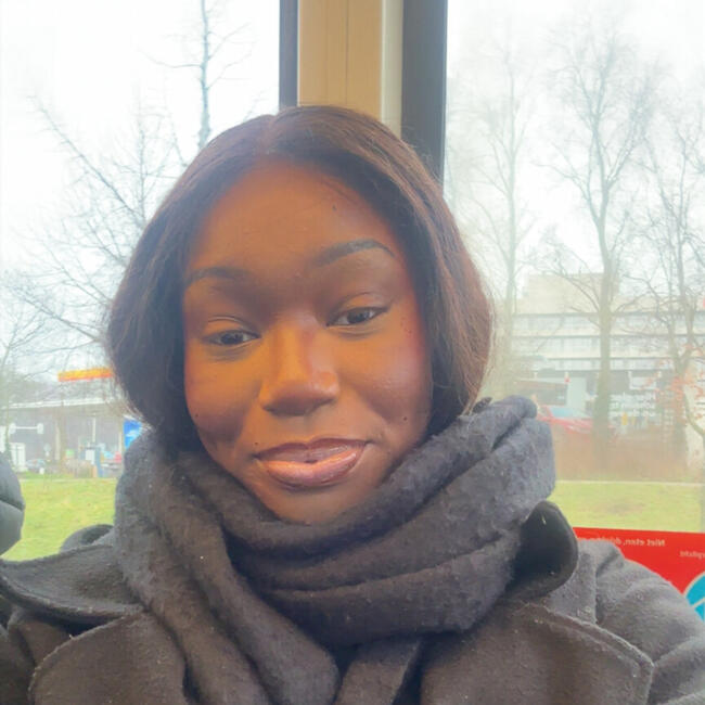 Babysitter in Berlin: Melody