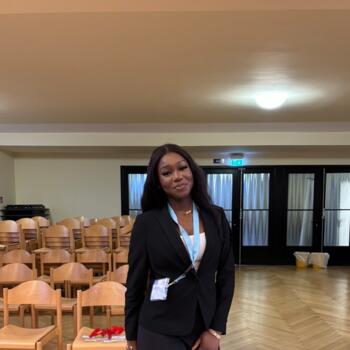 Babysitter Berlin: Melody