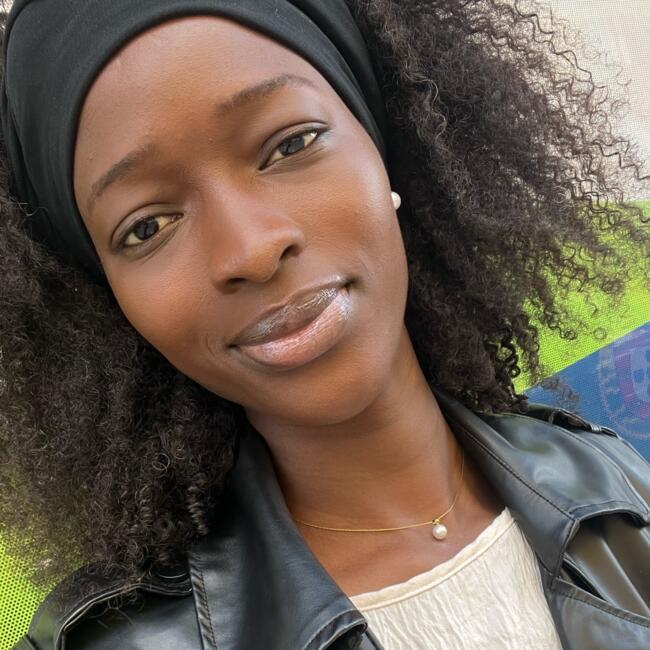 Babysitter in Alvor: Domingas