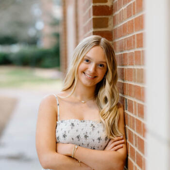 Babysitter in Wilmington: Lauren