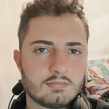 Emprego de babá em São José dos Campos: emprego de babá Lucas Faria