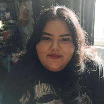 Nanny in Bell Gardens: Ashley