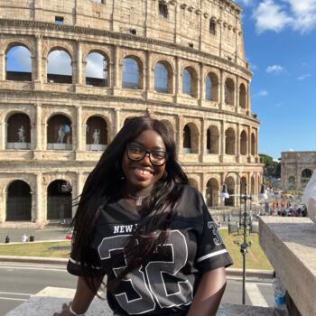 Babysitter a Ginevra: Louise Alima