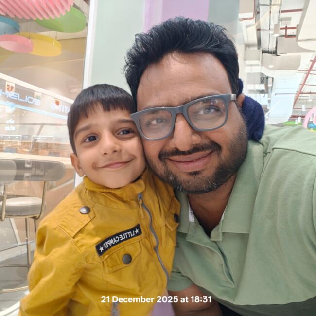 पुणे में बेबीसिटिंग की नौकरी: Garvit