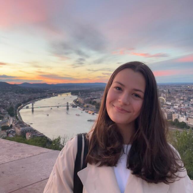 Babysitter in Budapest: Johanna