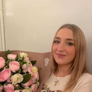 Babysitter in Rueil-Malmaison: Elia