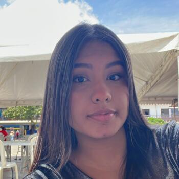 Niñera Bello: Hemmilly